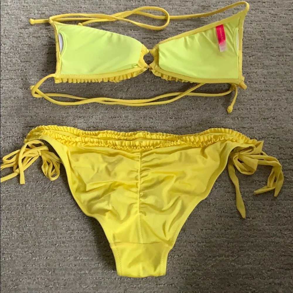 VICTORIA secret bikini - Picture 2 of 2